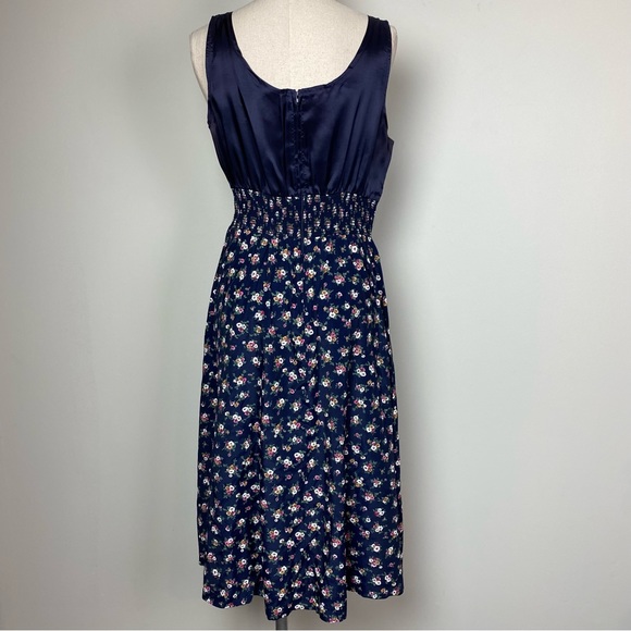 Vintage Petite Floral Dress - Picture 11 of 16